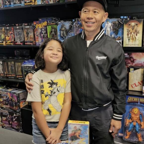 TMNT / Teenage Mutant Ninja Turtles - Signed Hot Wheels + Comic Book Set - New - Picture 6 of 9